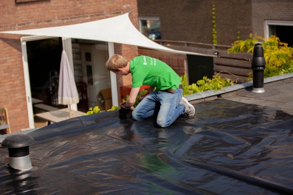 foto aanbrengen wortelwerende folie