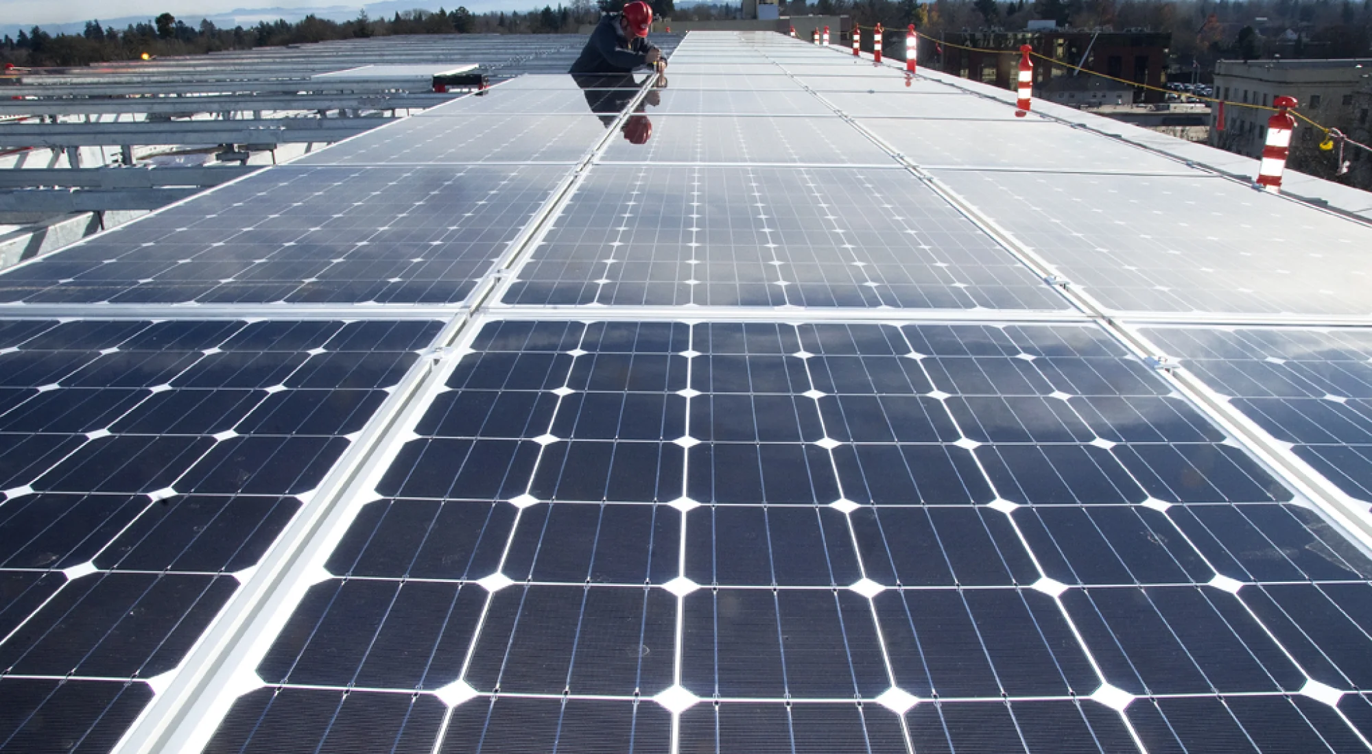 achtergrond afbeelding bij artikel Perovskiet - doorbraak in de wereld van zonnepanelen?